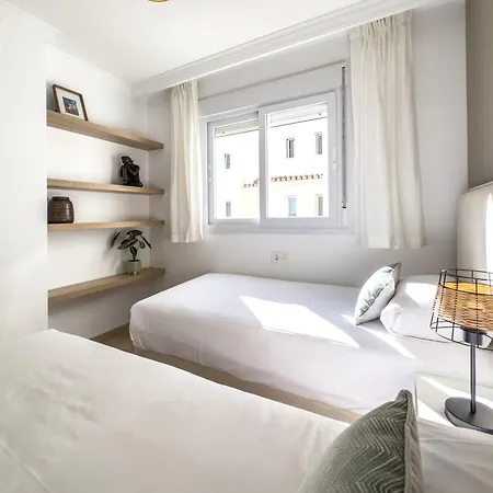 Apartamento Hanami Real Sofia 2 *